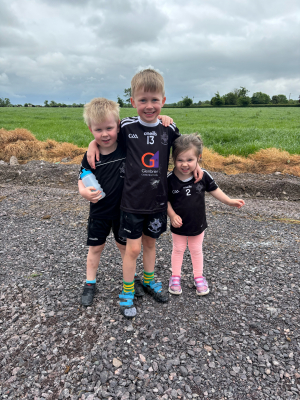 Frankie, Charlie & Abbie Reynolds 